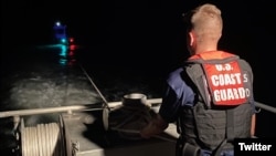 Una embarcación de la Guardia Costera de EEUU. (X/USCG/Archivo)