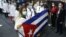 Llegada de médicos cubanos a Panamá el 24 de diciembre de 2020. (AFP / Aeropuerto Tocumen)