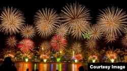 Fuegos artificiales.