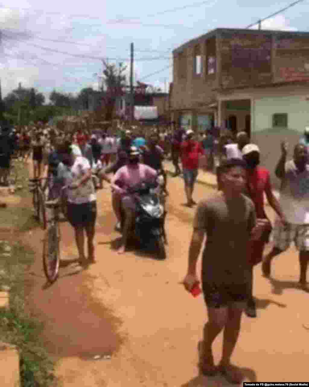 Los pobladores de Güira de Melena salieron a las calles el 11 de julio de 2021.