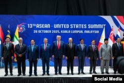 Cumbre 13 de la ASEAN en Malasia.