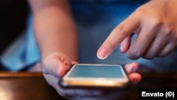 Una consecuencia grave de las restricciones impuestas al espacio digital en Cuba ha sido la "consolidación de la censura como política de estado". 