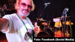 Ladrones golpean brutalmente al músico cubano Eduardo Longa en La Habana 