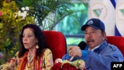 Rosario Murillo y Daniel Ortega, vicepresidenta y presidente de Nicaragua. (César Pérez/AFP/Presidencia de Nicaragua).